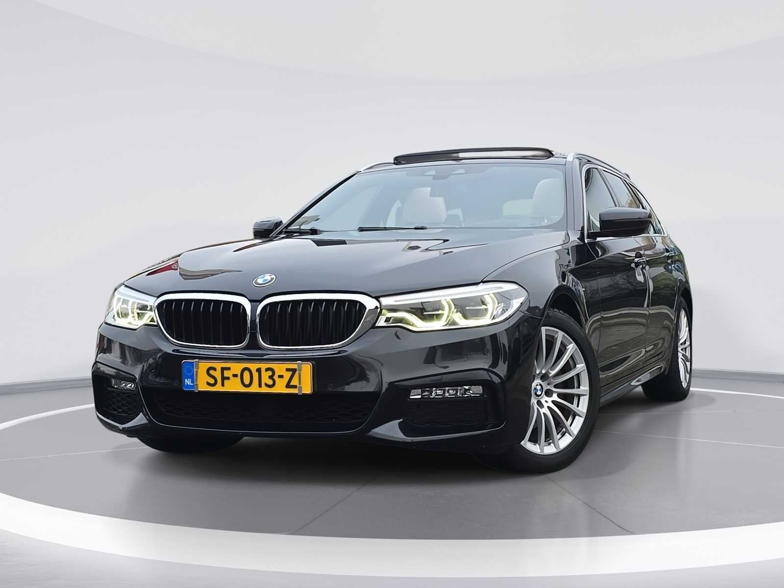 BMW 5-serie Touring 520d High Executive 2018 | SF-013-Z, Auto's, Automaat, Achterwielaandrijving, Euro 6, 2000 kg