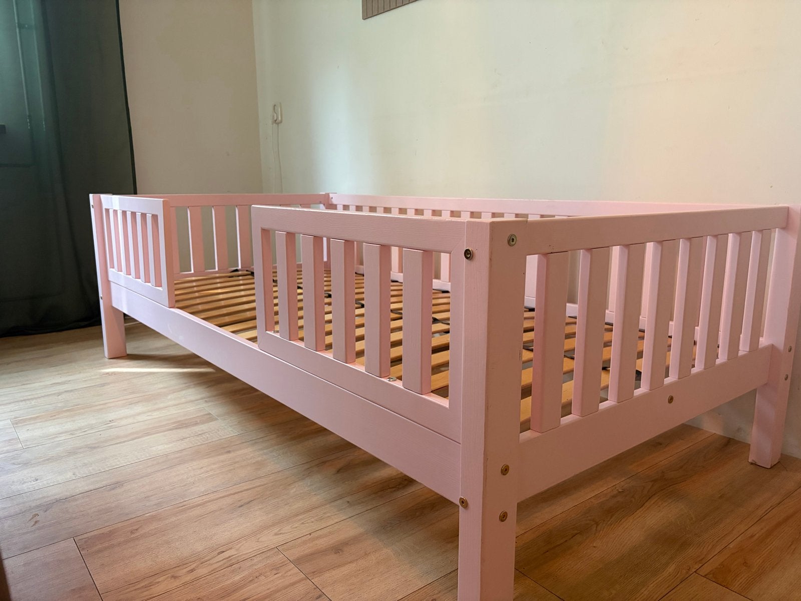 Kinderbed Ted van Petit & Puk - Retro Pink 90x180 incl lade, Huis en Inrichting, Ophalen, Gebruikt, 90 cm, 190 cm of minder