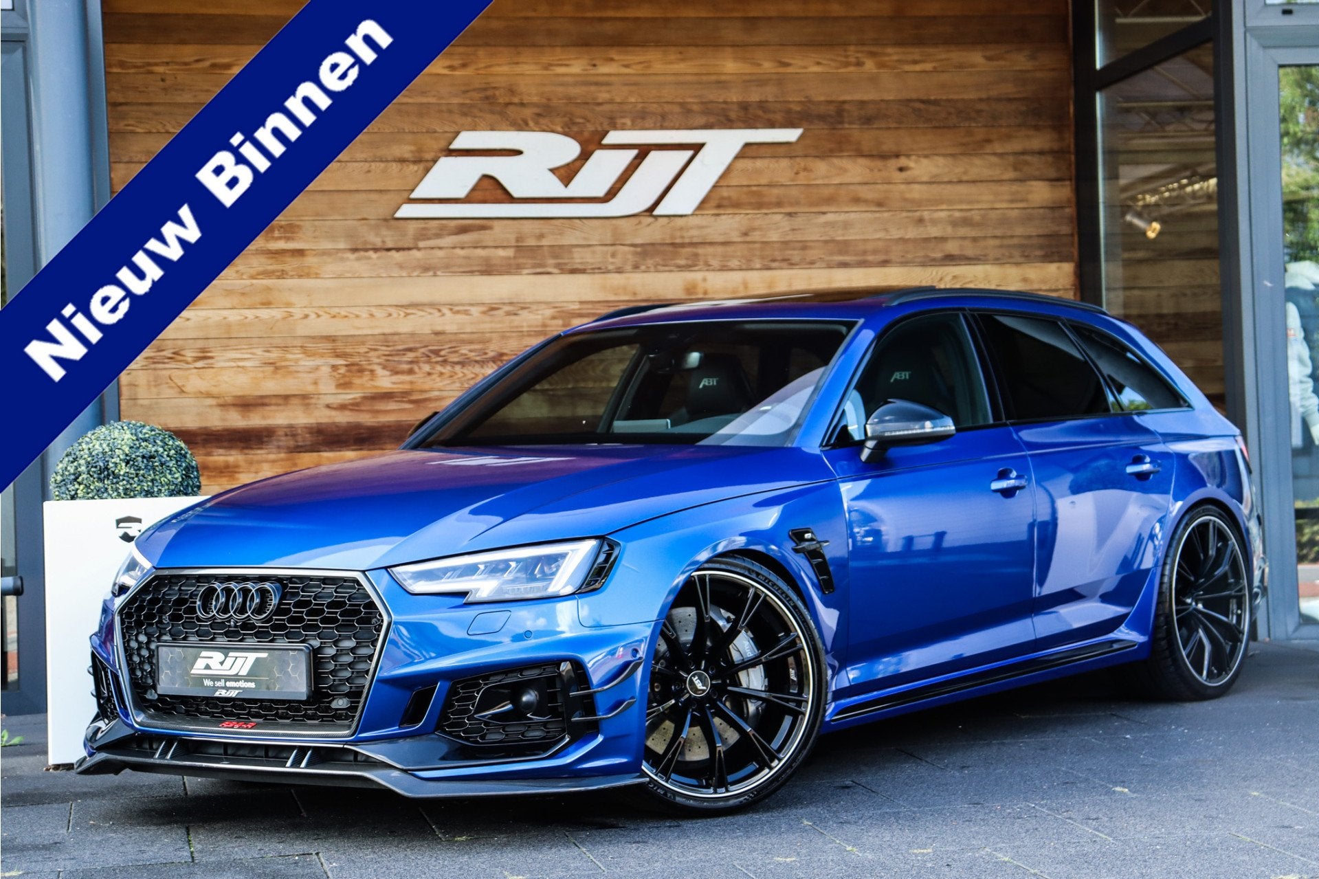 Audi RS4 ABT-R 2.9 Quattro 1/50 *360/Ceramic/Pano/RS Leder*, Automaat, Dealer onderhouden, Gebruikt, Blauw
