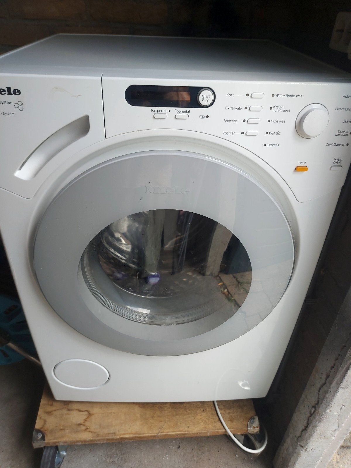 Miele SoftCare System V 1814 Wasmachine, Witgoed en Apparatuur, Wasmachines, Ophalen, Gebruikt, Handwasprogramma, Voorlader