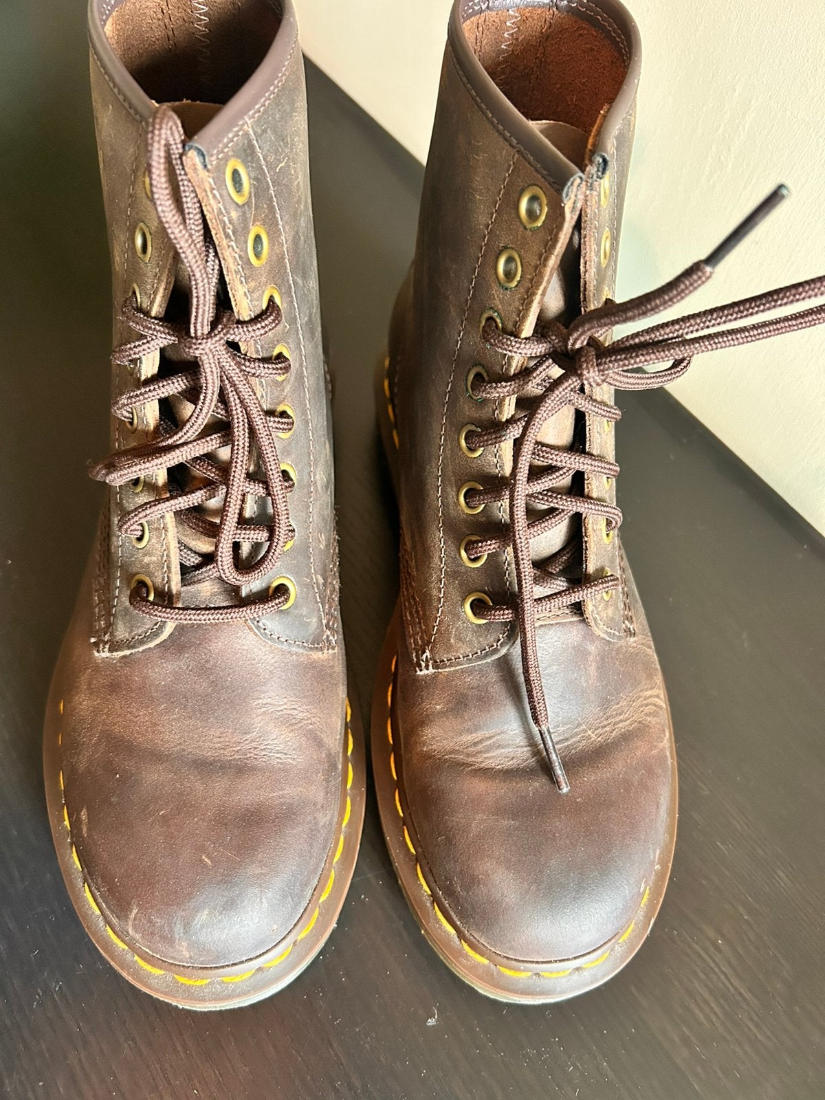 Dr Martens crazy horse maat 40 zgan, Bruin, Lage of Enkellaarzen, Ophalen of Verzenden, Zo goed als nieuw