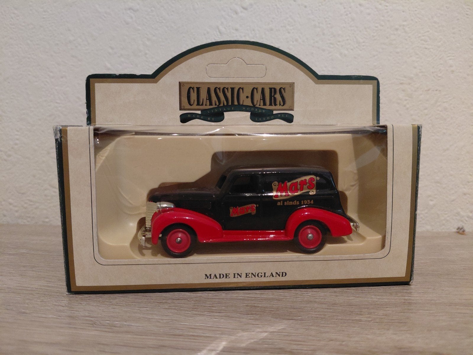 'Mars' 1939 Chevrolet Sedan, Overige merken, Auto, Verzenden, 1:32 tot 1:50