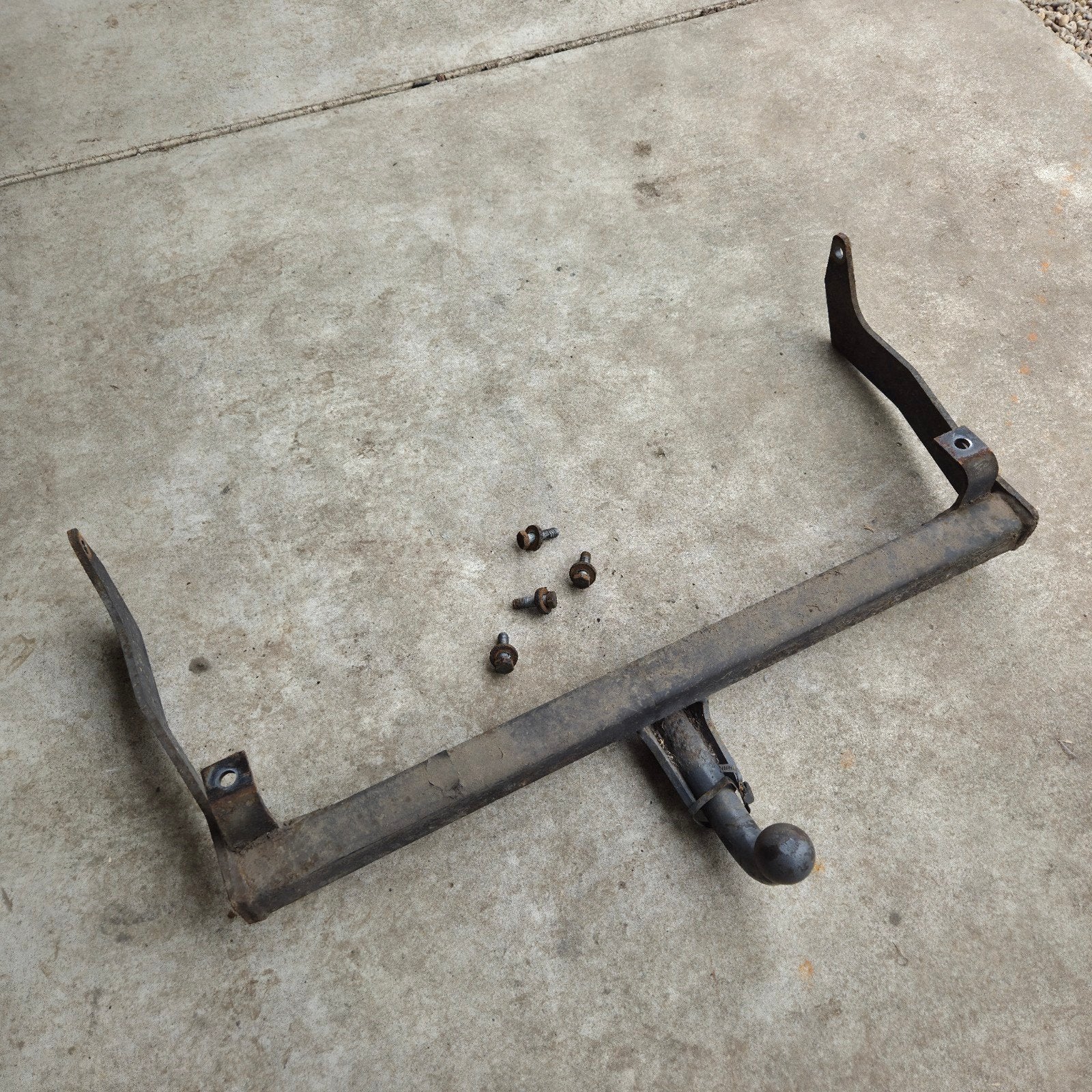 Trekhaak volkswagen caddy mk2 / seat inca, Ophalen, Gebruikt