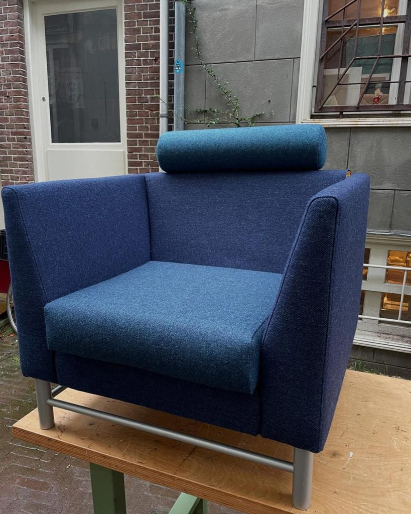 Ettore Sottsass - East Side - Knoll, Ophalen, Stof, 75 tot 100 cm, Zo goed als nieuw