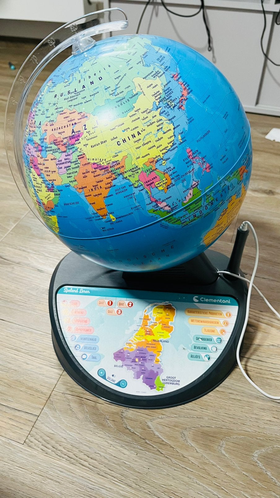 Clementoni interactieve wereldbol, Ophalen, Gebruikt, Ontdekken, Met geluid