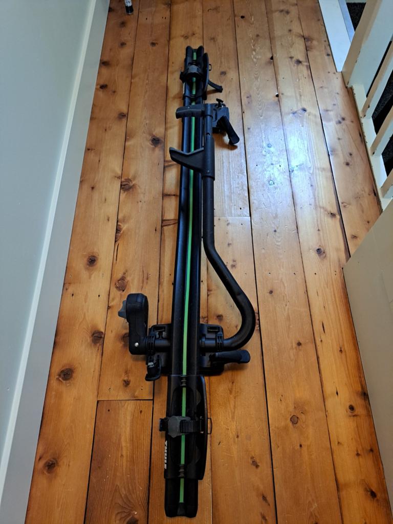 Thule pro-ride 591 zwart. squarebar & T-track, Ophalen, Dakdrager