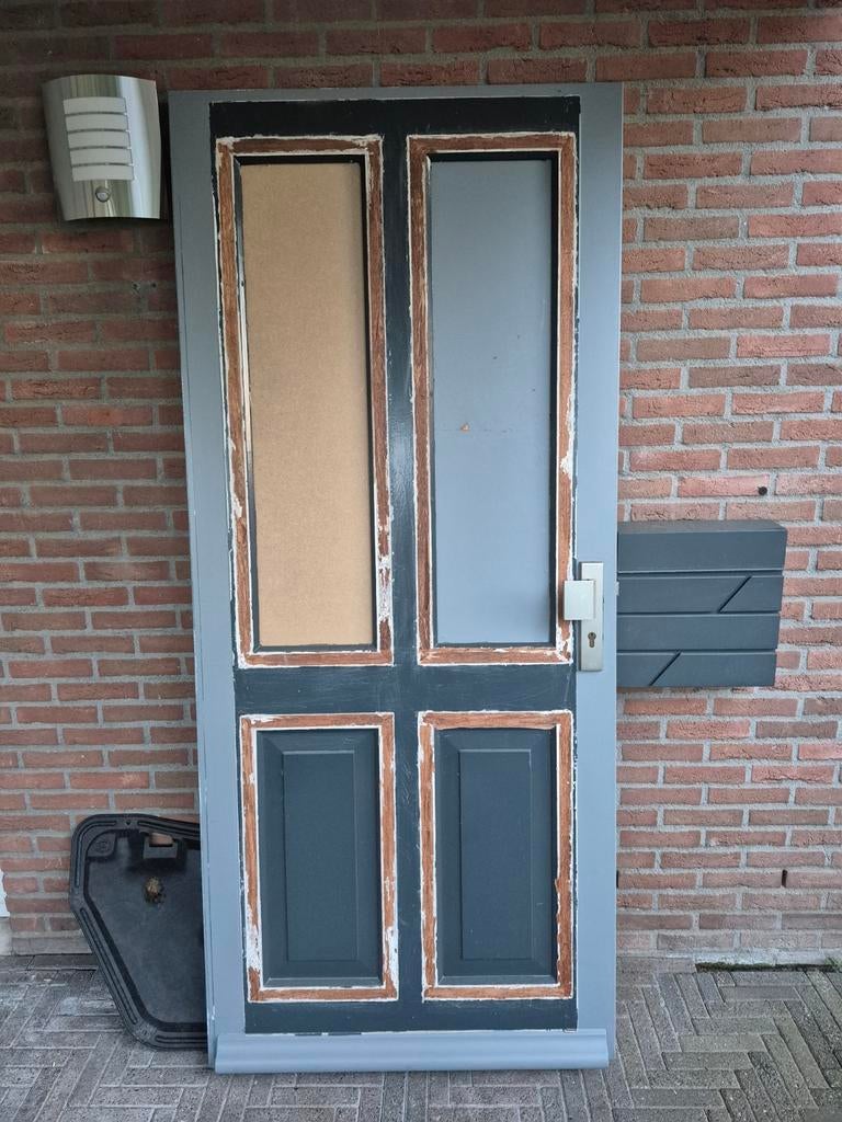 Hardhputen voordeur met driepuntssluiting - 211,5 x 93 cm, Doe-het-zelf en Verbouw, Deuren en Horren, Ophalen, Gebruikt, 80 tot 100 cm