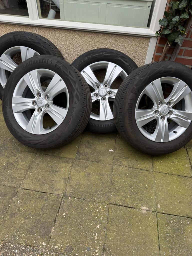 5x114.3 zomer banden met velgen 17 inch, Ophalen, Nieuw, Kia