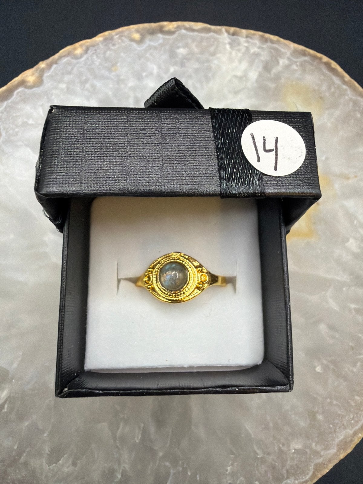 Vergulde Messing Ring met Labradoriet Steen, Overige materialen, Ophalen of Verzenden, Zo goed als nieuw, X