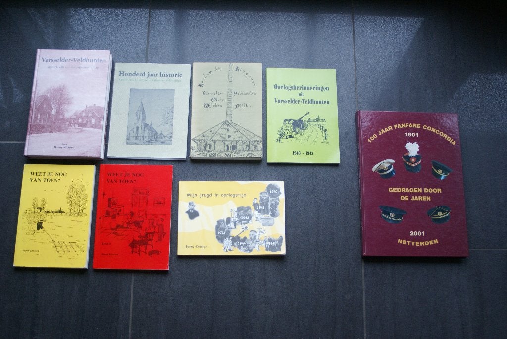 VARSSELDER.... NETTERDEN.... Streekboeken.. diverse, Ophalen of Verzenden, Zo goed als nieuw, Gelderland