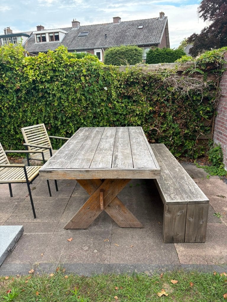 Loods 5 houten tuintafel met bankje – opknapper, Ophalen, Gebruikt, Rechthoekig, Hout