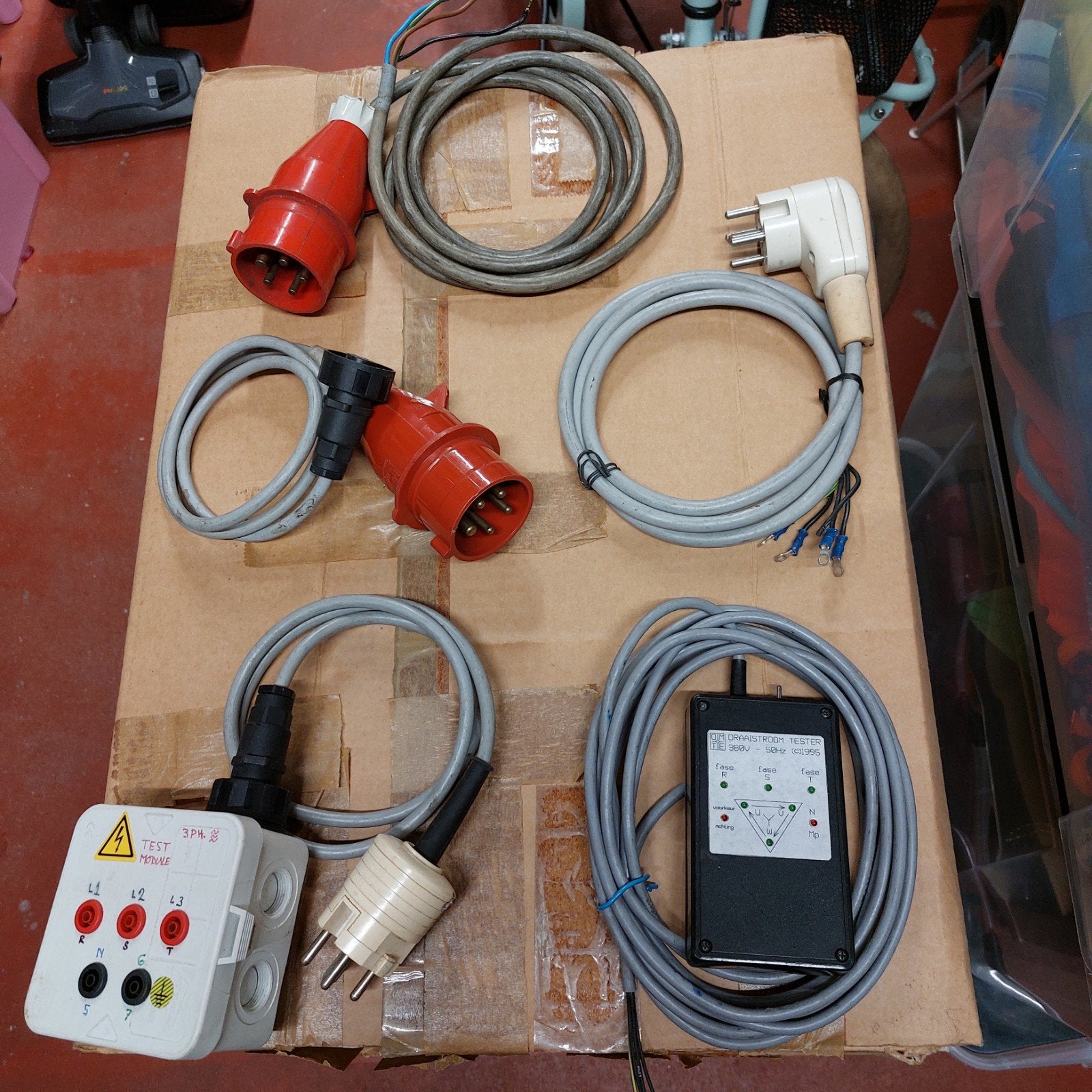Diverse 3-fase elektrische kabels en stekkers, inclusief tes, Ophalen of Verzenden, Gebruikt, Overige merken, Kabel of Snoer
