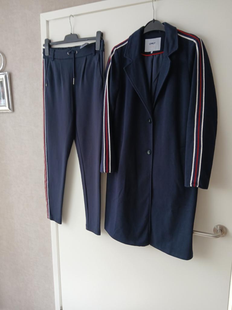 ONLY Dames pak/Set - Donkerblauw met strepen, Maat 38/40 (M), Blauw, Ophalen of Verzenden, Lang