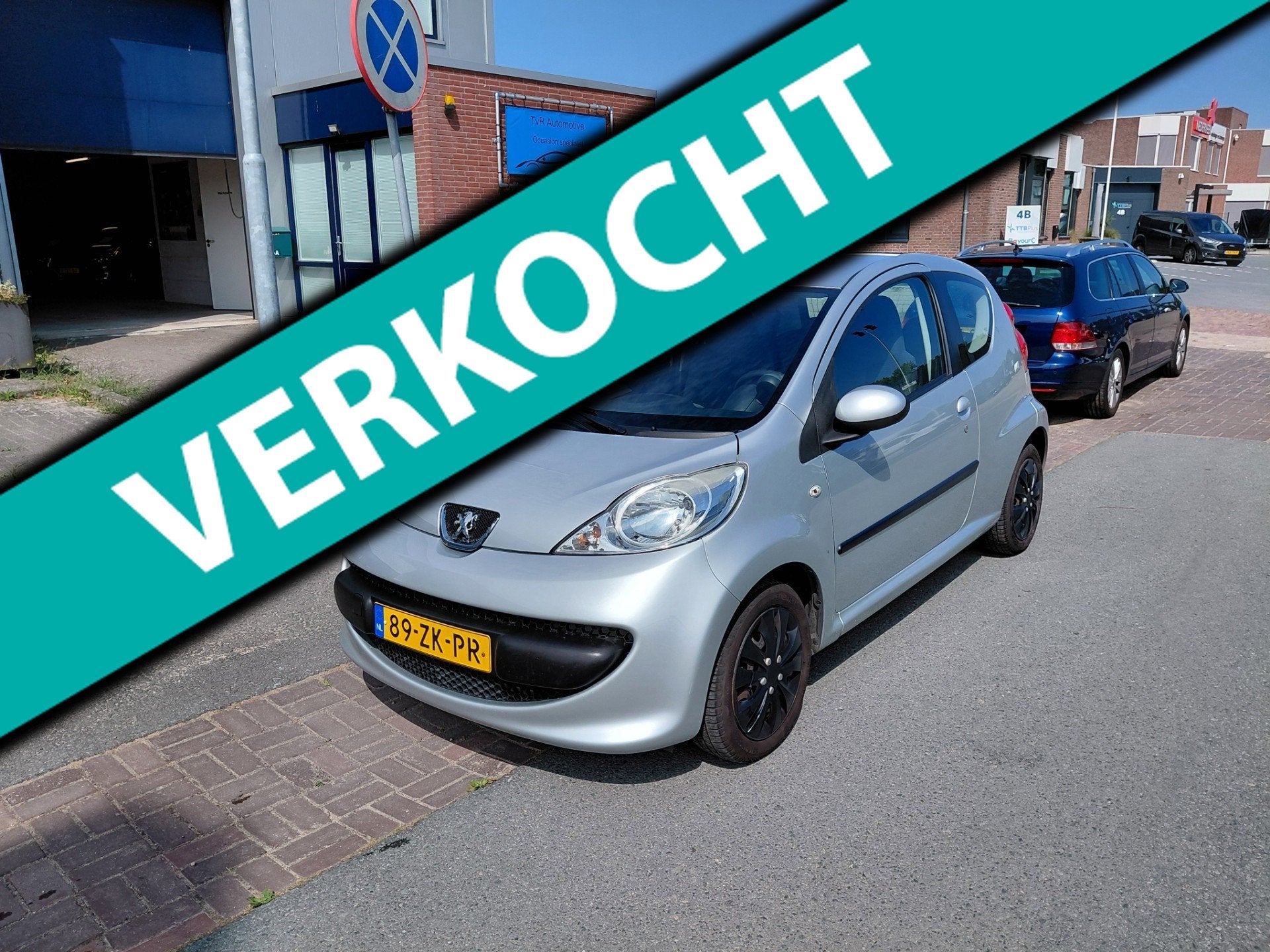 Peugeot 107 1.0-12V XS Airco el ramen cv lage km stand, Auto's, Voorwielaandrijving, Gebruikt, 4 stoelen, Origineel Nederlands