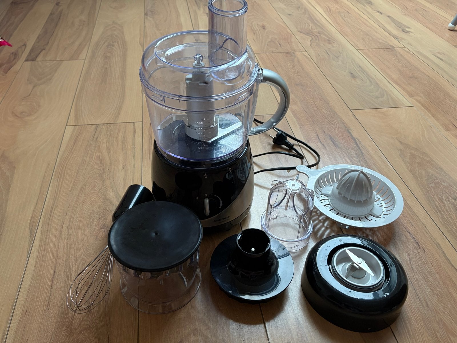 Grundig Keukenmachine - Zo goed als nieuw, 1 tot 2 liter, 3 snelheden of meer, Ophalen of Verzenden, Zo goed als nieuw