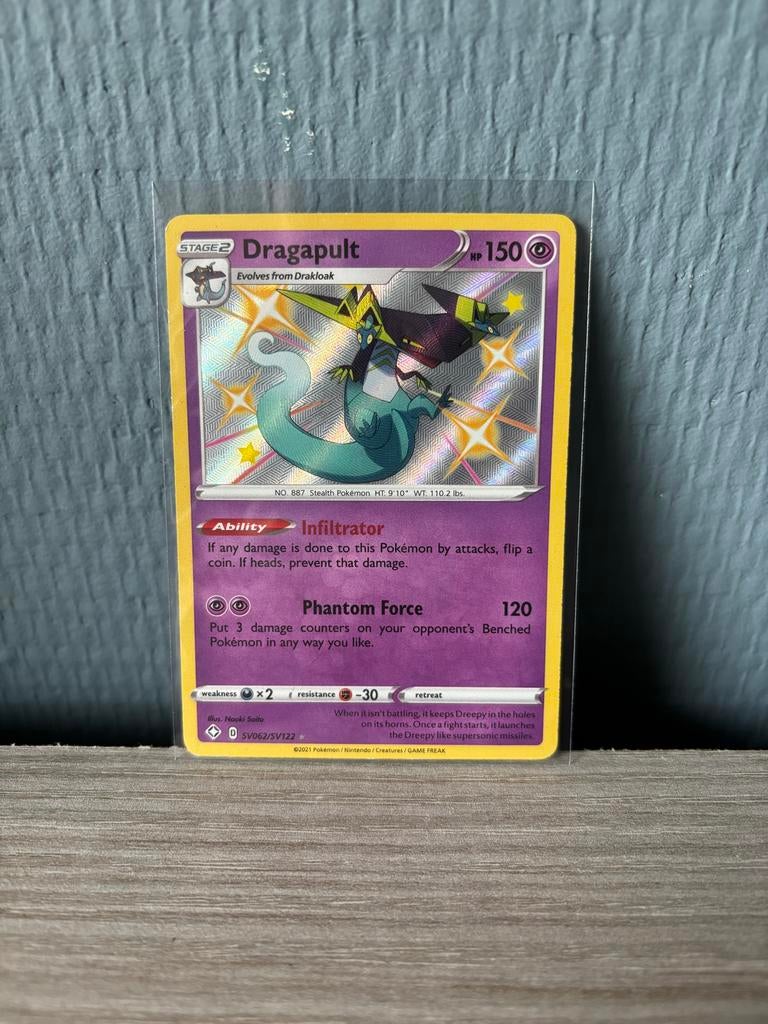 Dragapult SV062/SV122 Shiny Vault Pokémon Kaart, Verzenden, Zo goed als nieuw, Losse kaart, Foil