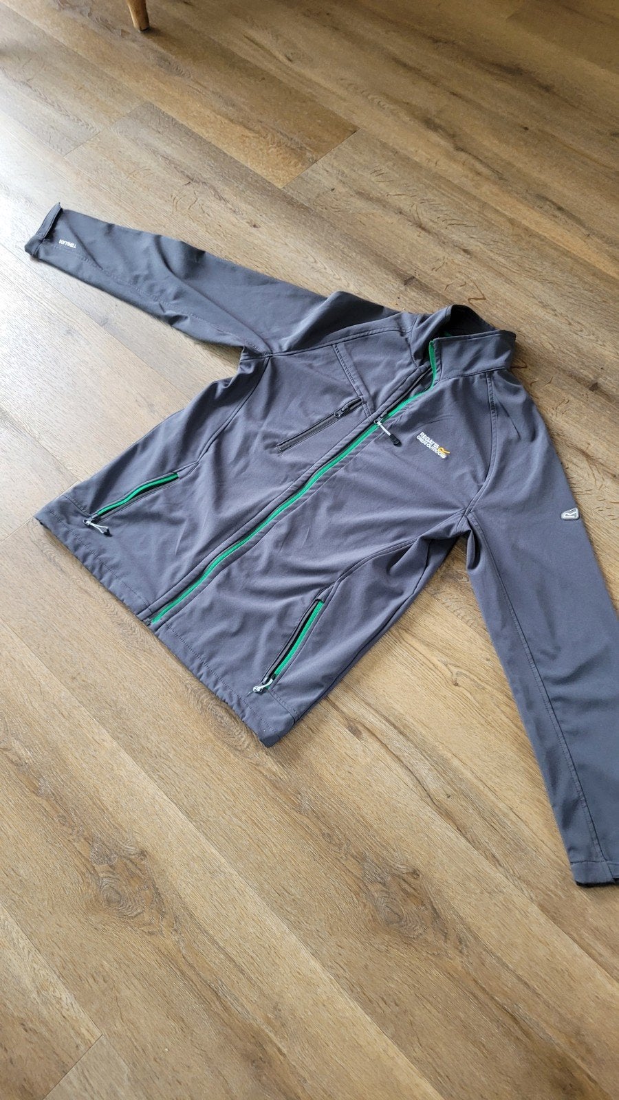 Regatta Great Outdoors Softshell Jas Maat L Grijs/Groen, Kleding | Heren, Maat 52/54 (L), Regatta Great Outdoors, Ophalen of Verzenden