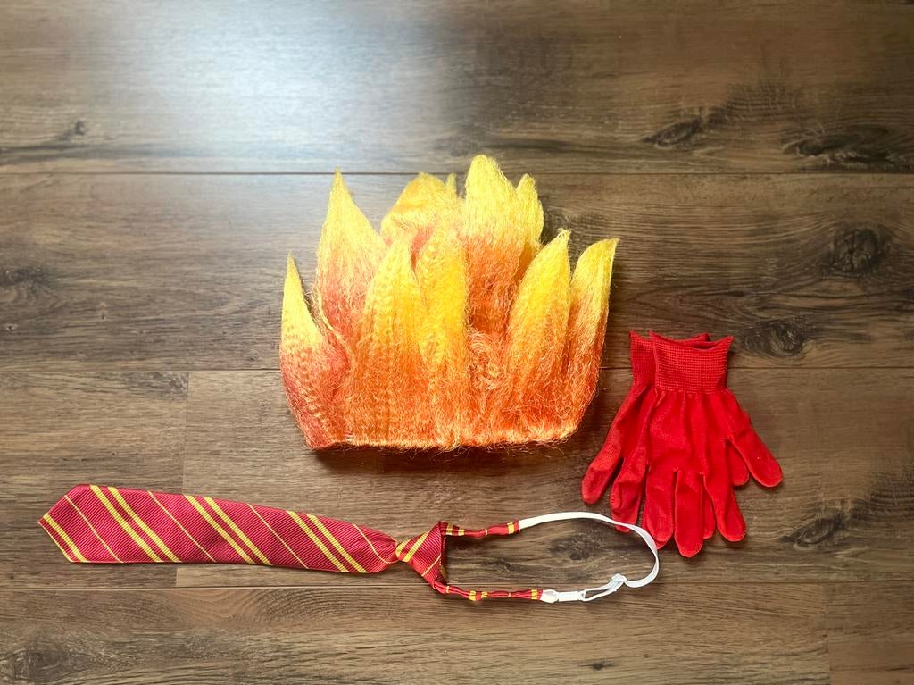 Leuk verkleedkostuum: vlammenpruik, handschoenen, str, Maat 52/54 (L), Carnaval, Ophalen of Verzenden, Zo goed als nieuw