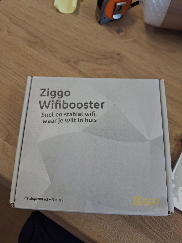 Ziggo Wifibooster Powerline Basisset - incl ethernetkabel, Computers en Software, WiFi-versterkers, Ophalen of Verzenden, Gebruikt