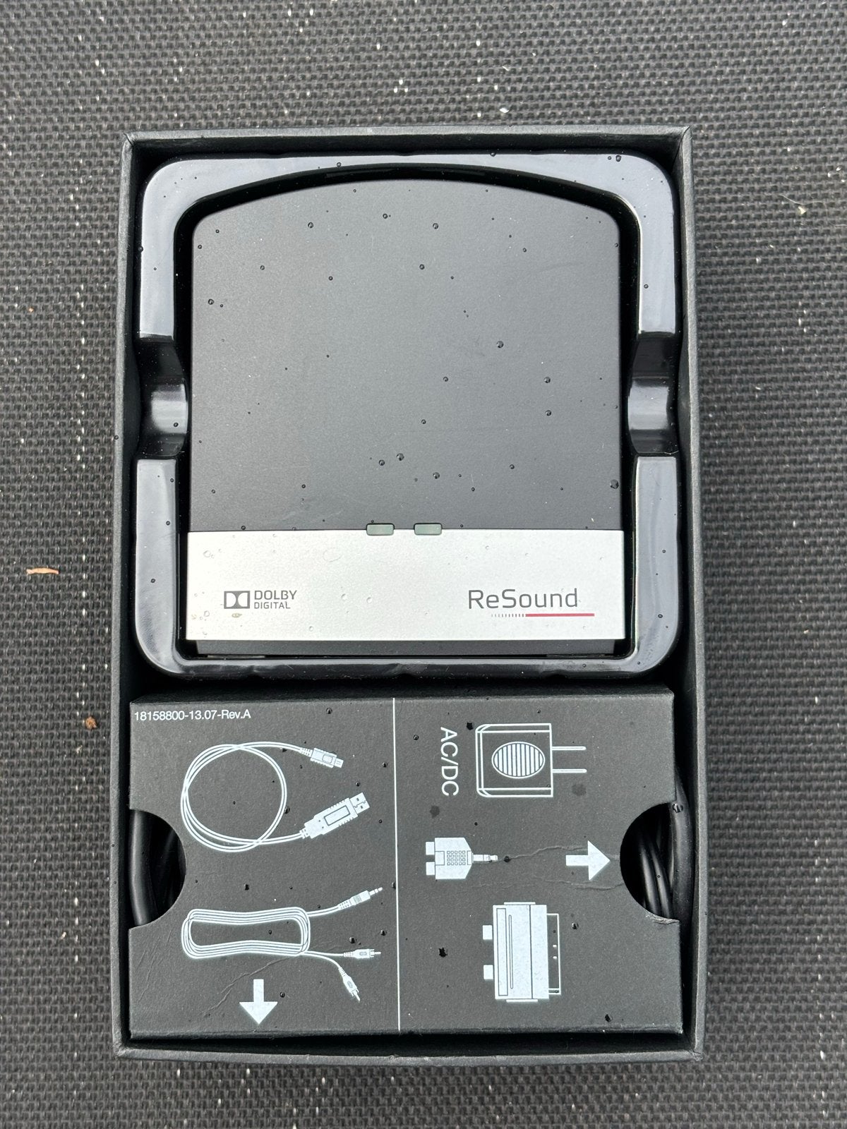 ReSound Unite TV Streamer 2 & PerfectDry Lux hoortoestel dro, Ophalen of Verzenden, Zo goed als nieuw