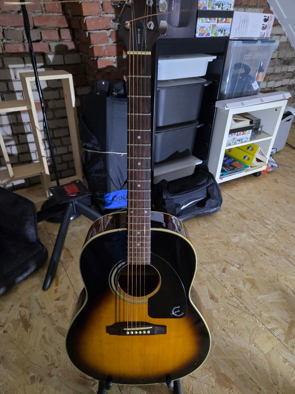 Epiphone akoestische gitaar - Gibson-stijl, Muziek en Instrumenten, Ophalen, Gebruikt, Western- of Steelstringgitaar