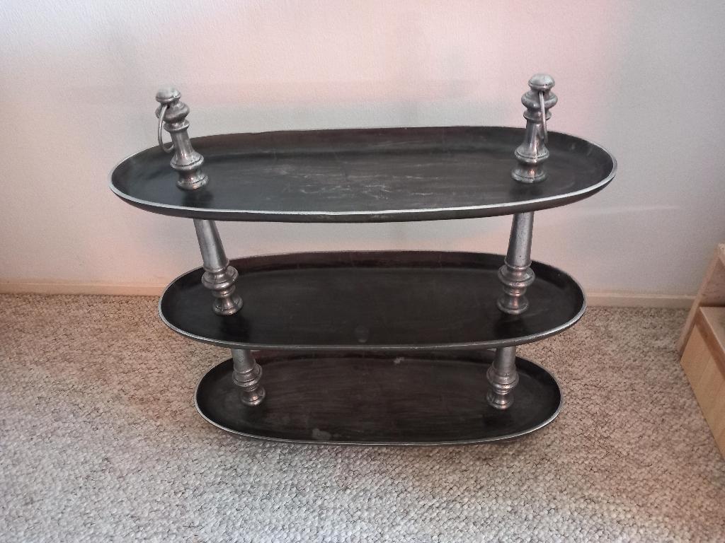 Zwart metalen bijzettafel, Huis en Inrichting, Tafels | Bijzettafels, Ophalen, Minder dan 55 cm, Metaal of Aluminium, Rond