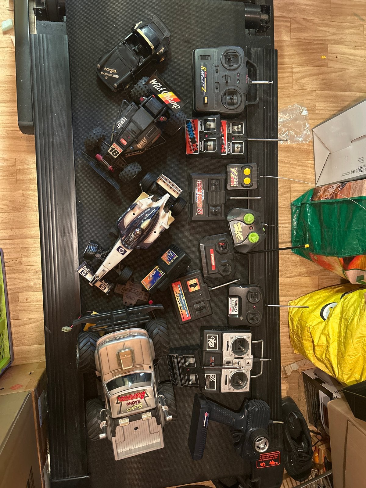 RC Auto's niet compleet niet werkend., Gebruikt, Auto offroad, Overige schalen, Overige typen