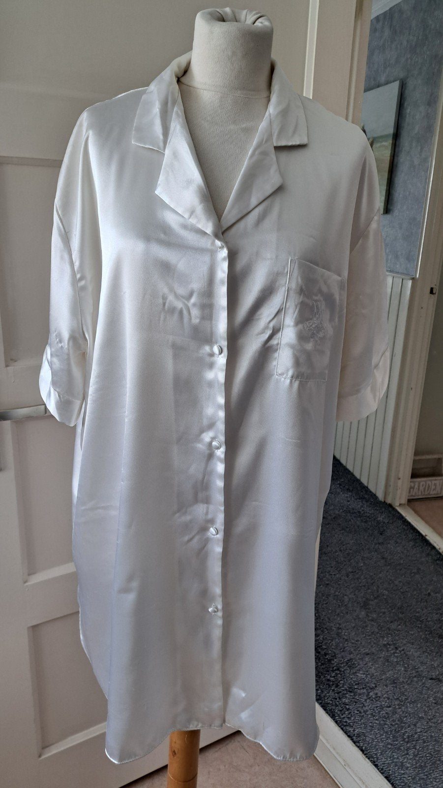 Satijnen nachthemd 48/50, Verzenden, Zo goed als nieuw, Maat 46/48 (XL) of groter