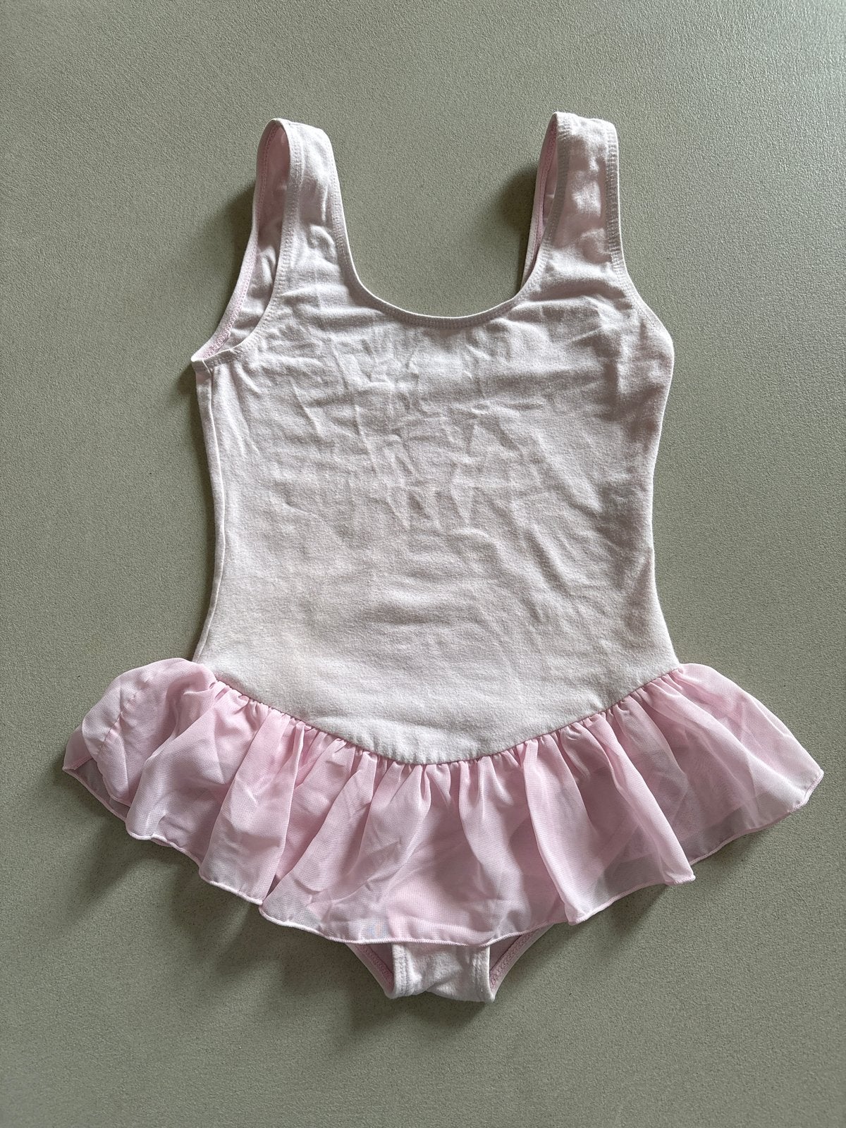 Roze balletpakje met rokje maat 134/140, Sport en Fitness, Ballet, Ophalen of Verzenden, Gebruikt, Kleding