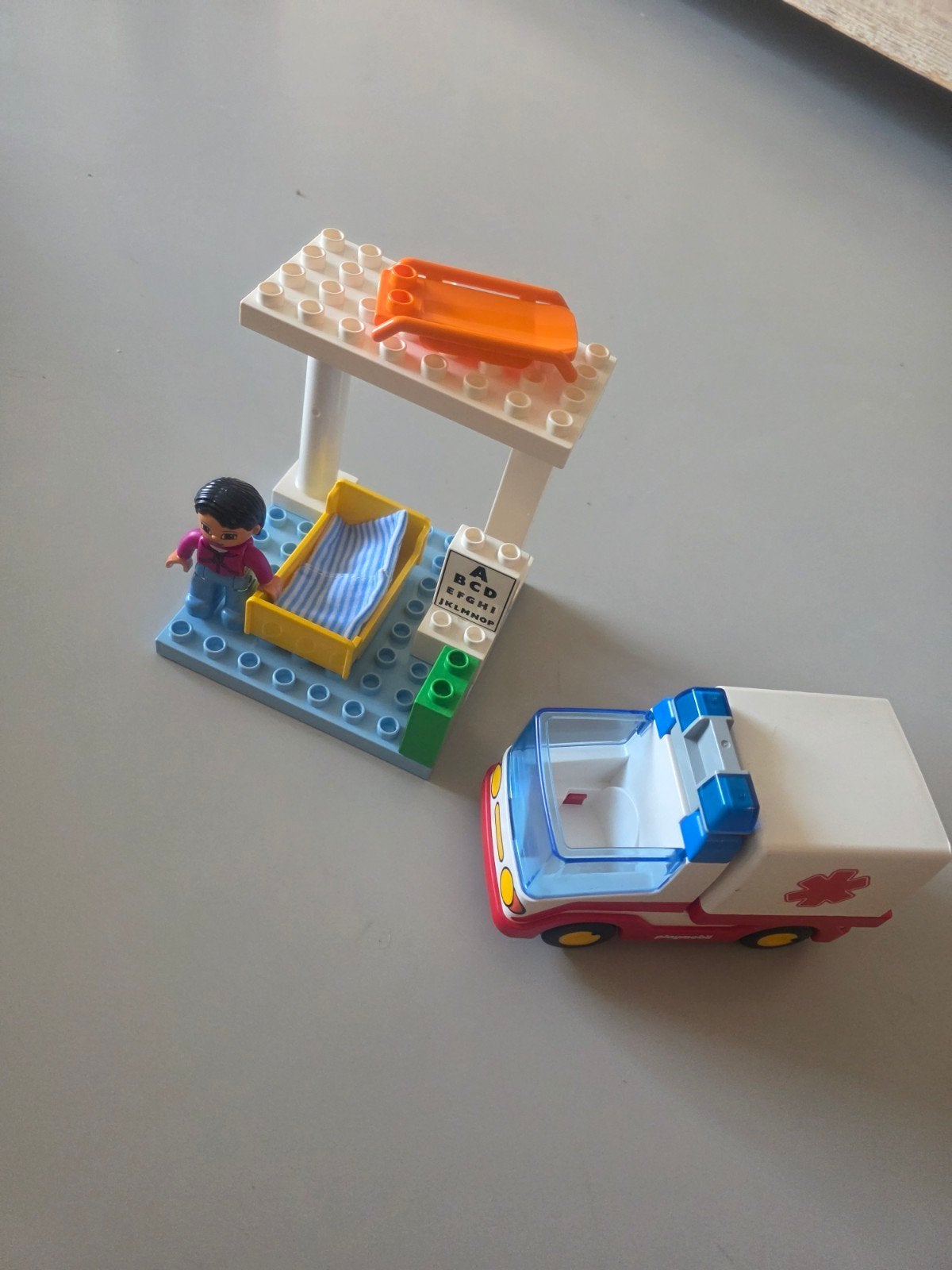 Mini ziekenhuis scène Duplo, Kinderen en Baby's, Ophalen of Verzenden