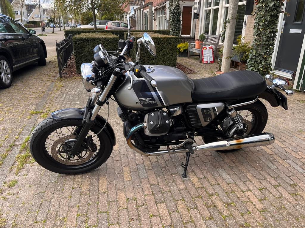 Moto Guzzi V7 special, Motoren, Motoren | Moto Guzzi, Cardan-aandrijving, 2 cilinders, 745 cc, Motorrijbewijs A