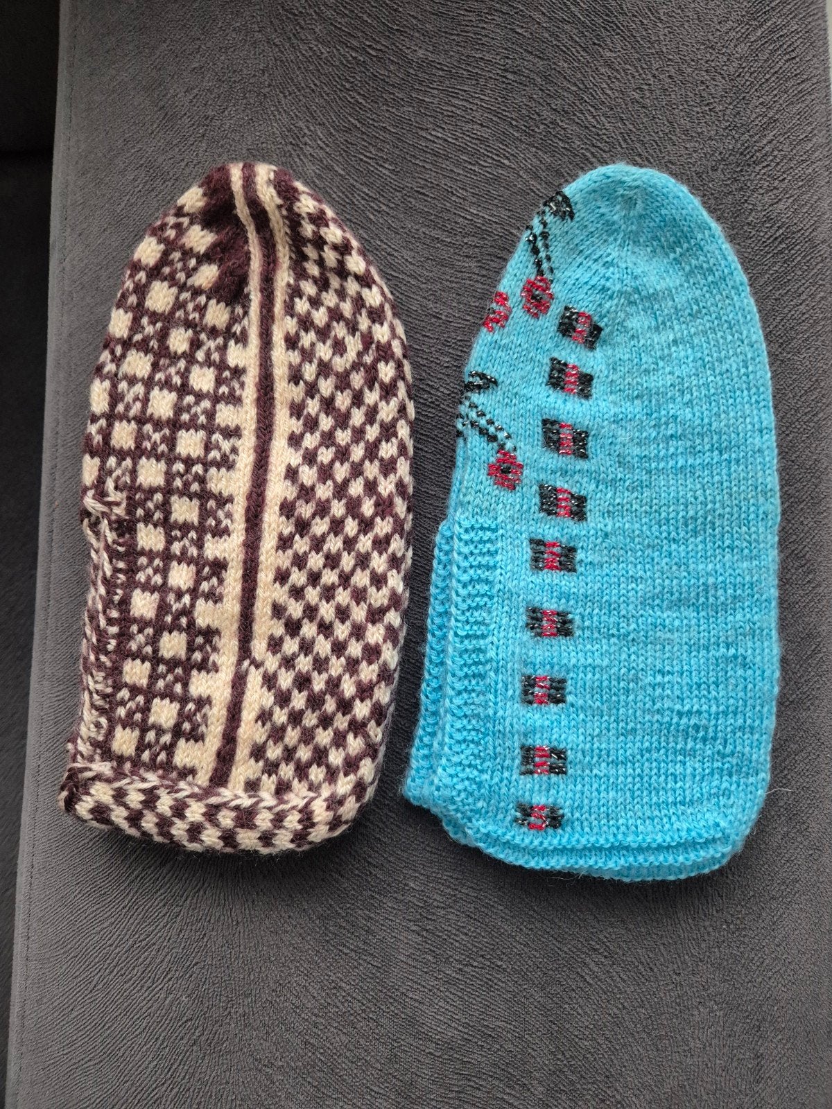 Handgemaakte gebreide pantoffels - Diverse kleuren en maten, Kleding | Dames, Overige kleuren, Nieuw, Ophalen of Verzenden, Handgemaakt