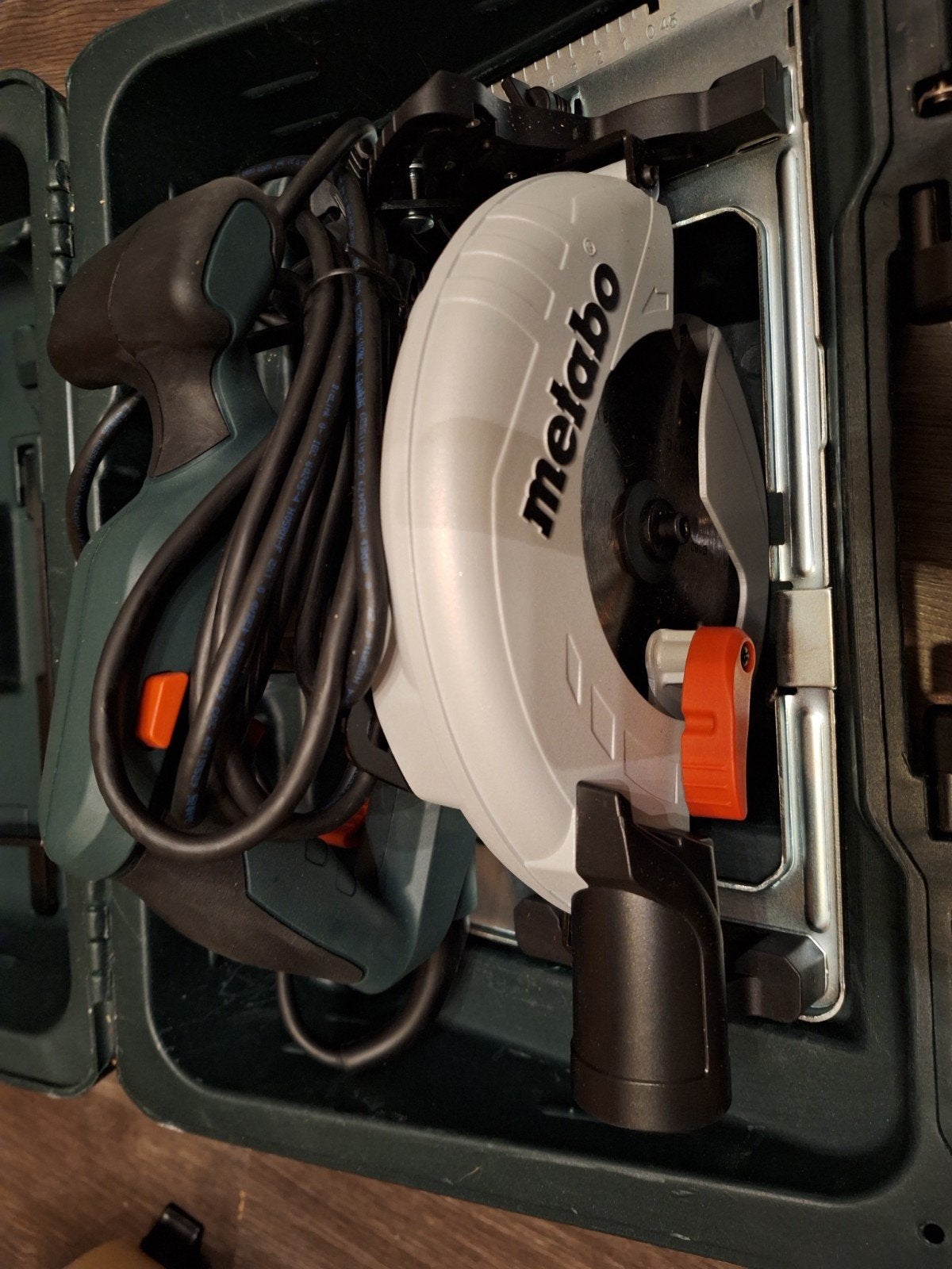 Metabo KS 55 Cirkelzaag - 1200W, 55mm zaagdiepte, Ophalen, Cirkelzaag, Nieuw, 600 tot 1200 watt