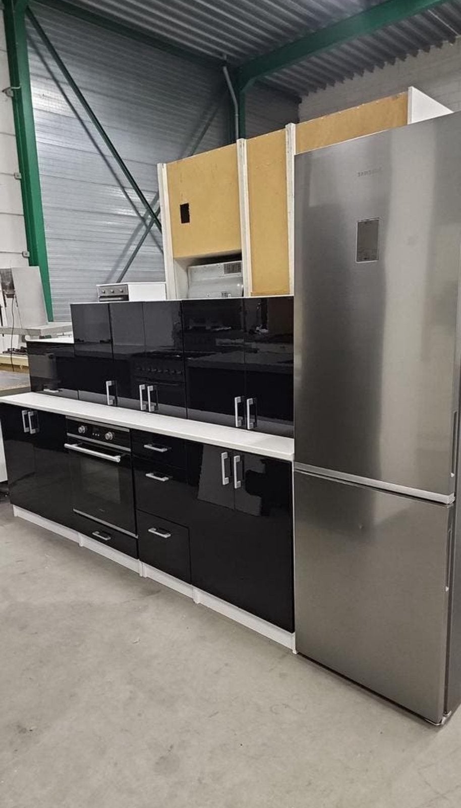 Rechte Keuken Hoogglans Zwart + GEDEMONTEERD, Huis en Inrichting, Keuken | Complete keukens, Ophalen of Verzenden, Nieuw, Zwart