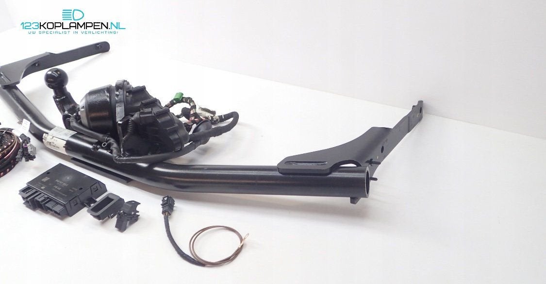 Trekhaak VW Passat B8 Variant compleet met module en kabelbo, Verzenden, -, -, -