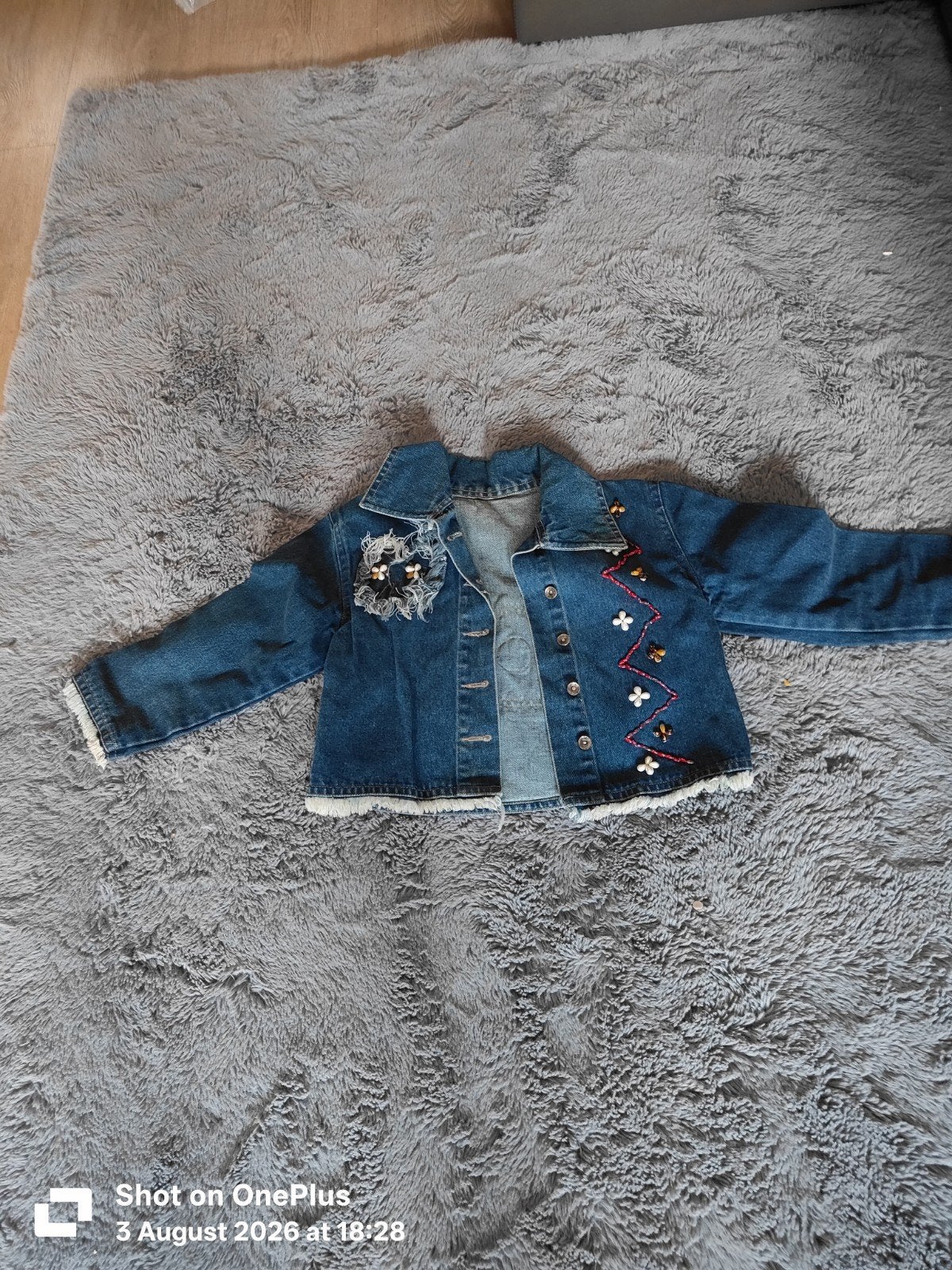 Leuk spijkerjasje met borduursels voor kinderen, Ophalen of Verzenden
