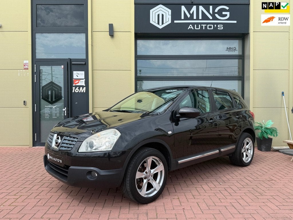 Nissan Qashqai 2.0 Premium 4WD|Leder|Camera|Keyless|PANO|Aut, Automaat, Zwart, 4 cilinders, Zwart