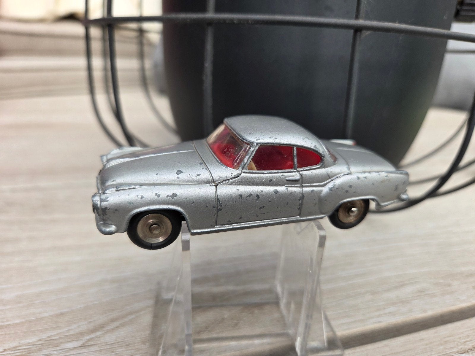 Dinky Toys Borgward Isabella 1:43, Overige merken, Auto, ., Ophalen of Verzenden