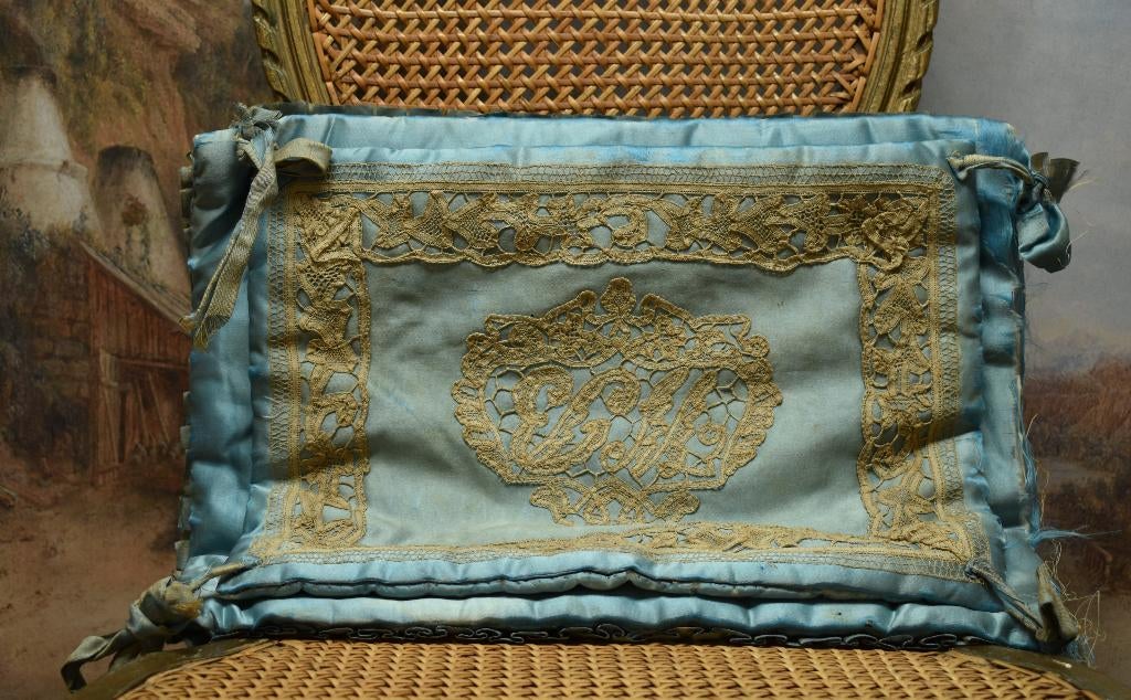 Oude lingerie hoes. "Uit Aletta's Tijd", Ophalen of Verzenden