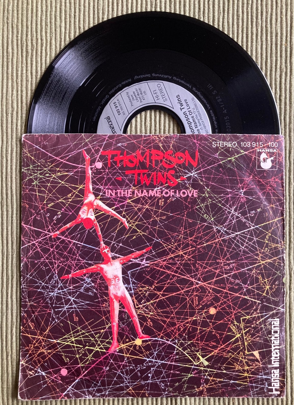 Vinyl single Thompson Twins - In the name of love, Gebruikt, 7 inch, Ophalen of Verzenden, Pop