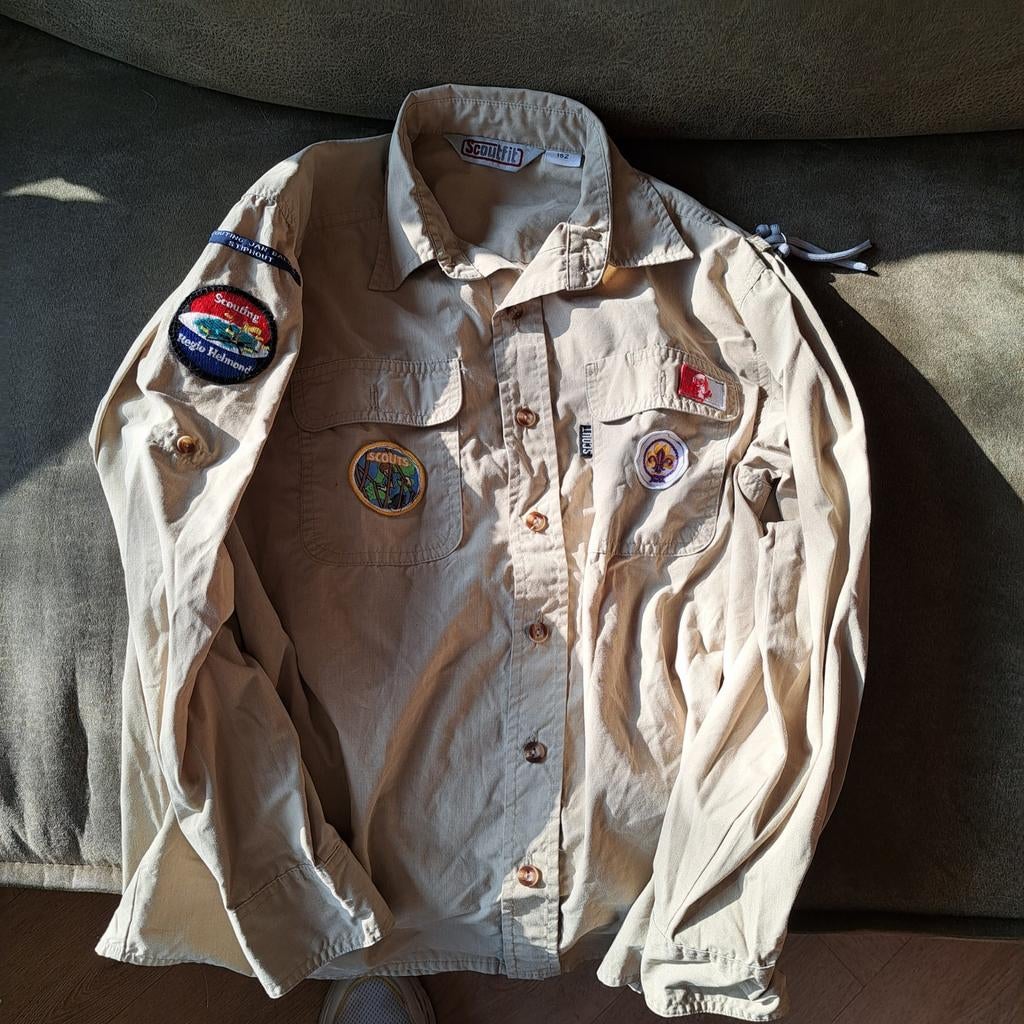Scoutingblouse scouts scouting 152, Ophalen