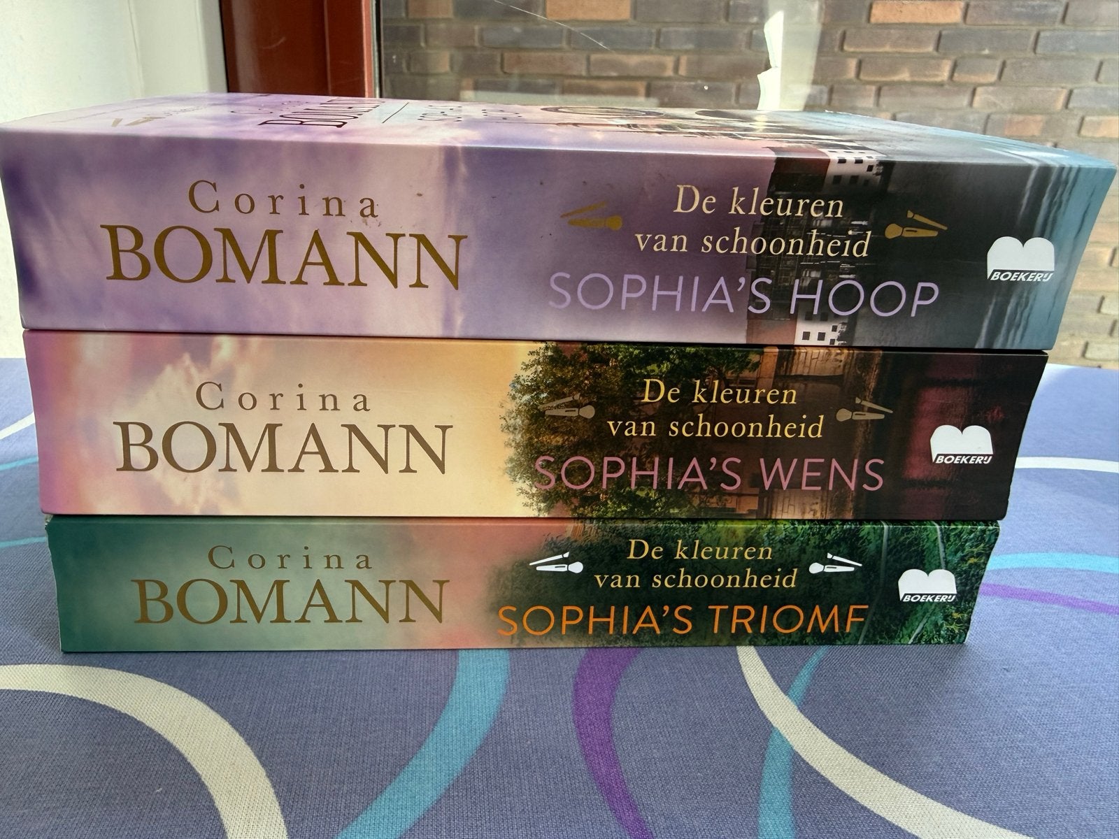 Corina Bomann - De kleuren van schoonheid (3 boeken), Boeken, Ophalen of Verzenden, Zo goed als nieuw