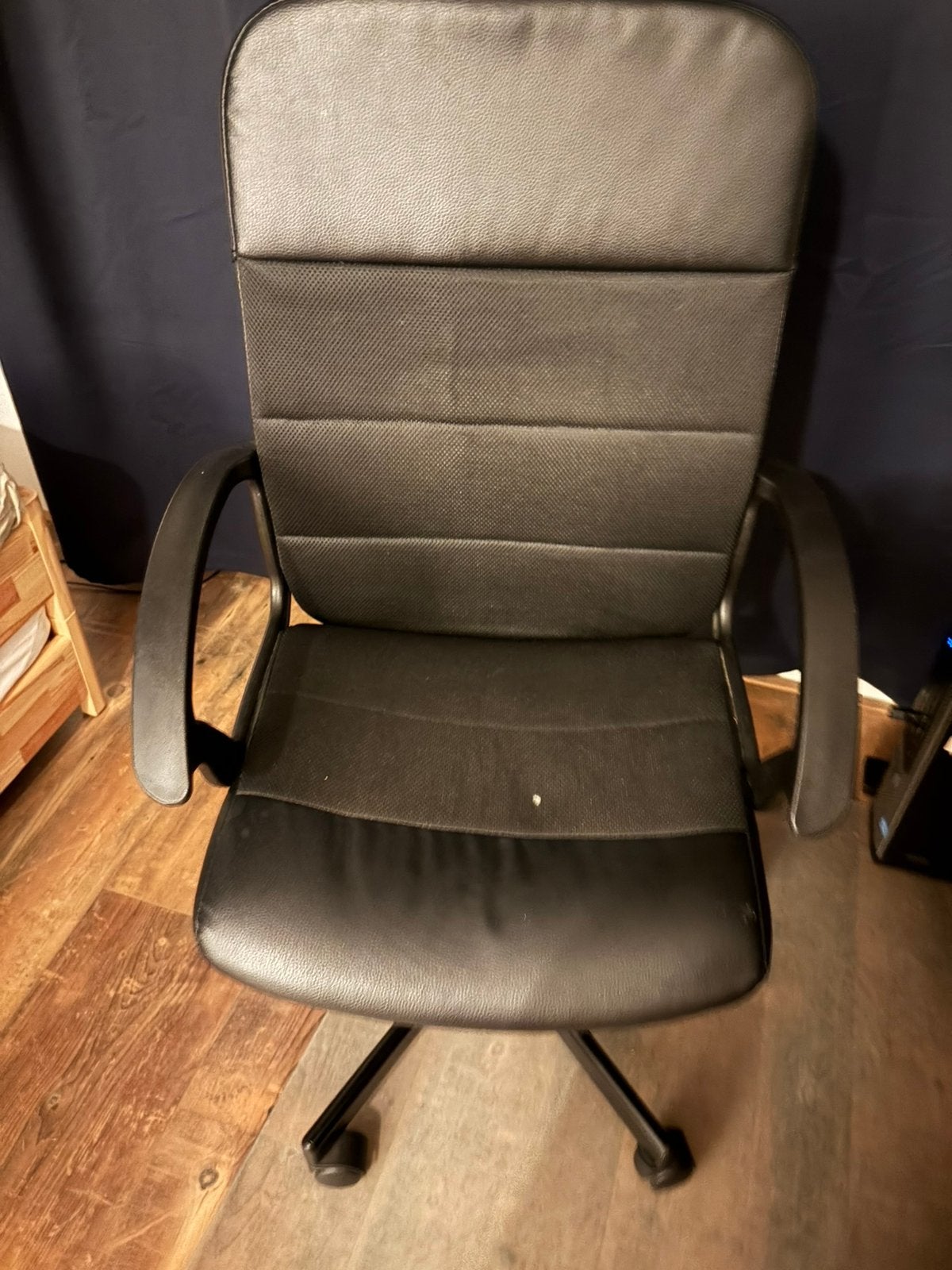 Gratis Ikea bureaustoel, Ophalen, Gebruikt, Zwart, Bureaustoel
