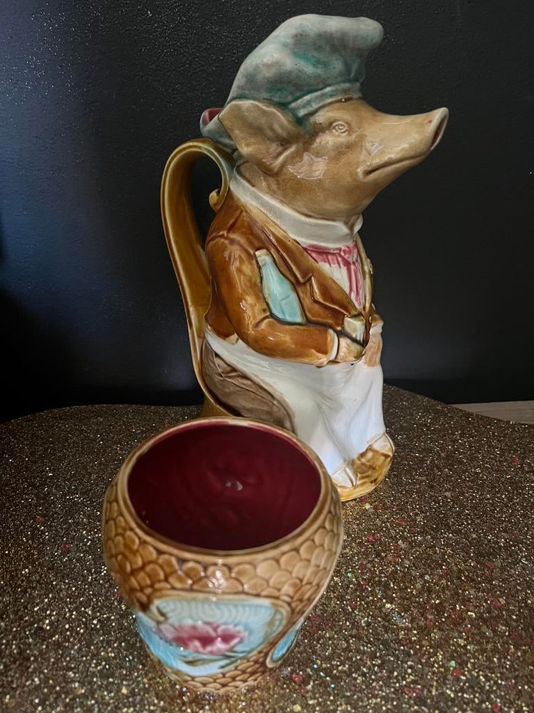 Maitre d’hotel frans antiek majolica varken karaf izgst, Antiek en Kunst, Verzenden