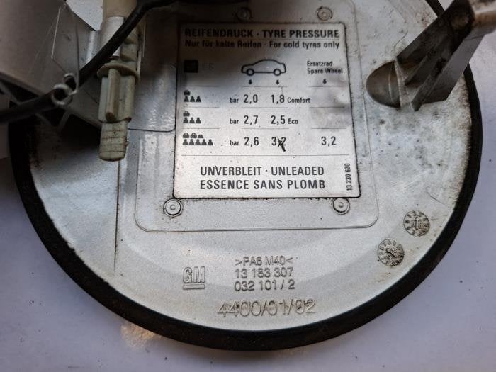 Tank Klep van een Opel Corsa (2AU), Gebruikt, -, Verzenden, -