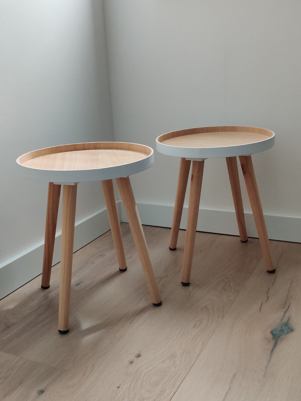 Setje van twee bijzettafeltjes, Ophalen, Minder dan 45 cm, Minder dan 55 cm, Rond