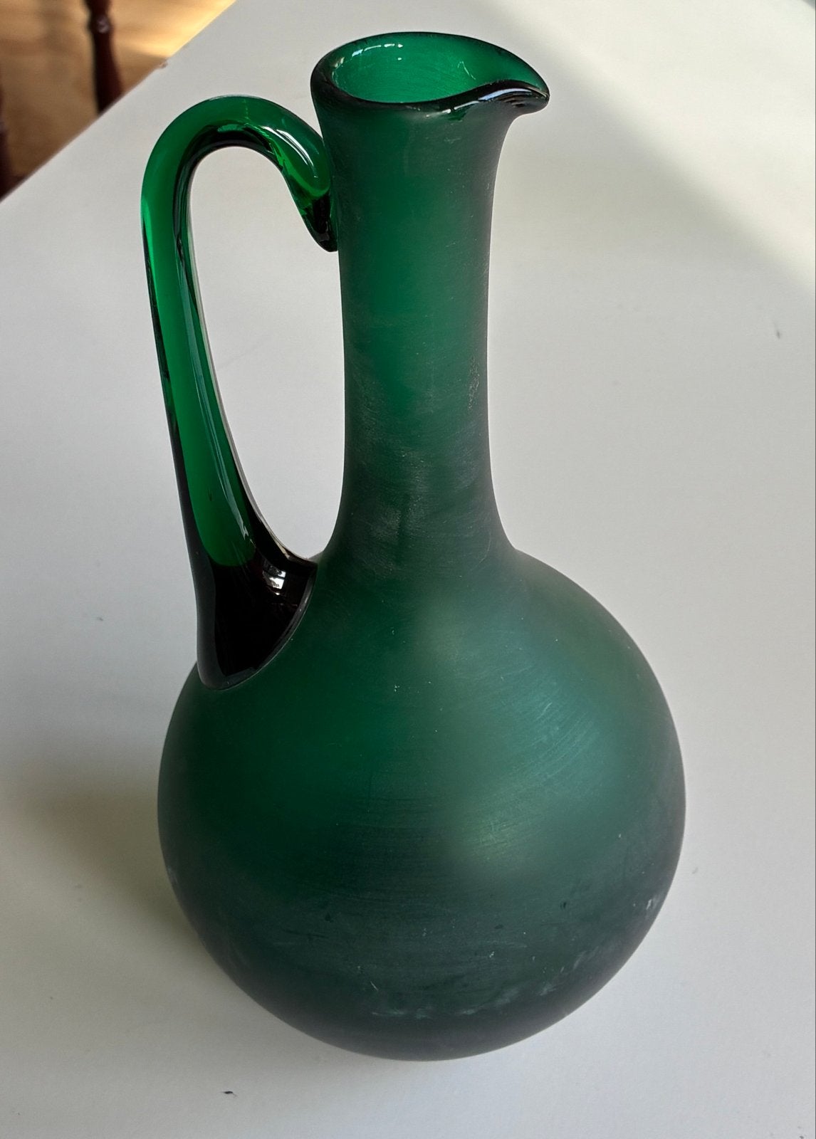 Vintage Groene Glazen Karaf met Handvat, 21,5 cm, Antiek en Kunst, Ophalen of Verzenden