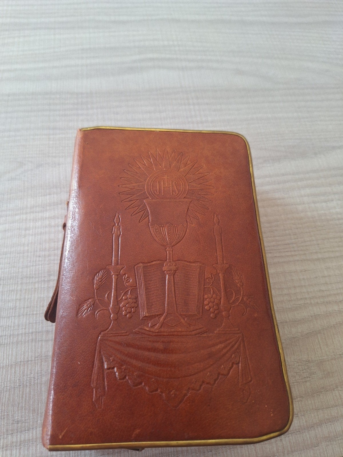 Romeins Missaal voor het volk - 1961 editie, Antiek en Kunst, Ophalen of Verzenden, J. Windey, S. J.