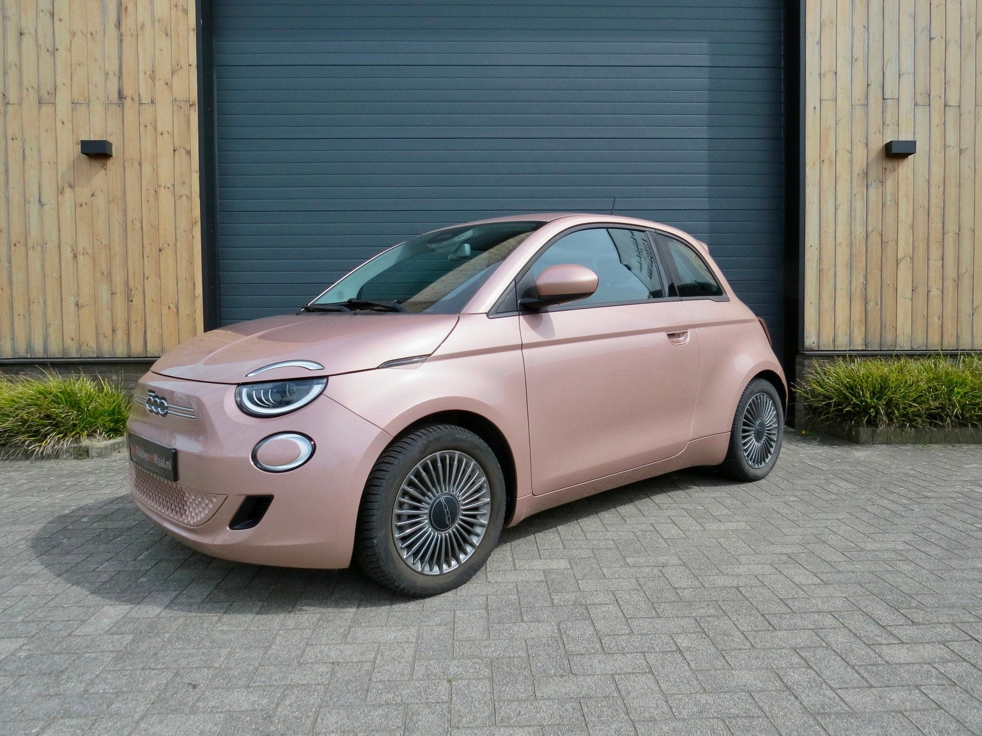 Fiat 500e Icon 42 kWh *Navi *Carplay *Rose *Unieke kleur, Auto's, Fiat, Stof, Gebruikt, Overige kleuren, 4 stoelen