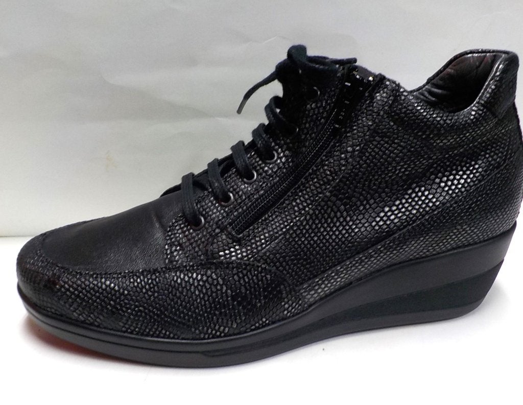 Xsensible zwarte half hoge schoen maat 40 1/2, Kleding | Dames, Xsensible Verkooporganisatie Nederland, Oude Kleefsebaan 119 - 6572 AK Berg en Dal